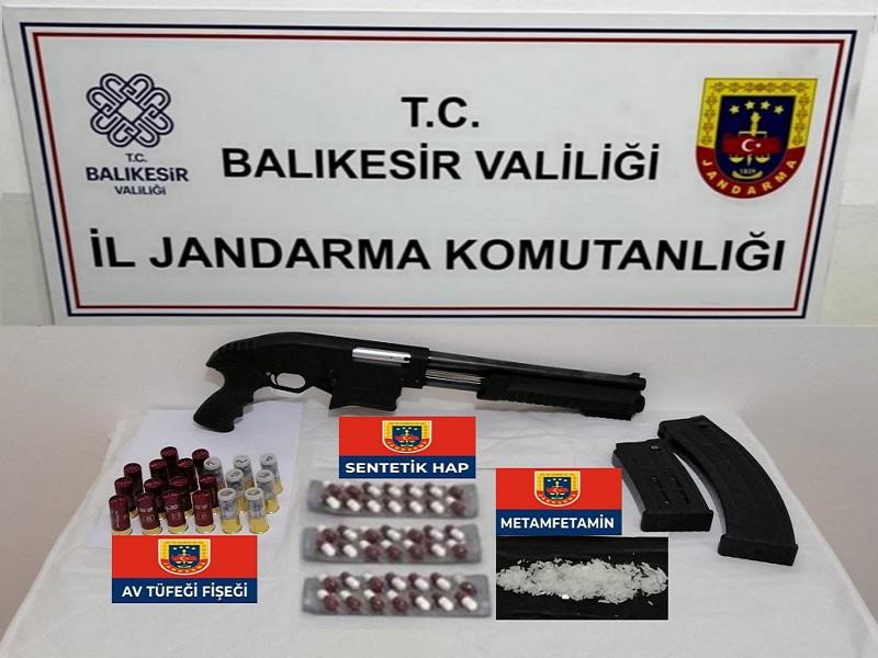 Balıkesir’de 3 şahsa uyuşturucu operasyonu