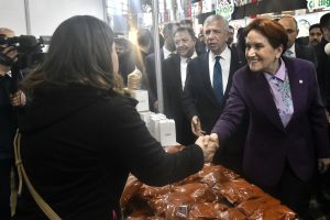 İYİ Parti lideri Meral Akşener ve Ankara Büyükşehir Belediyesi Başkanı
