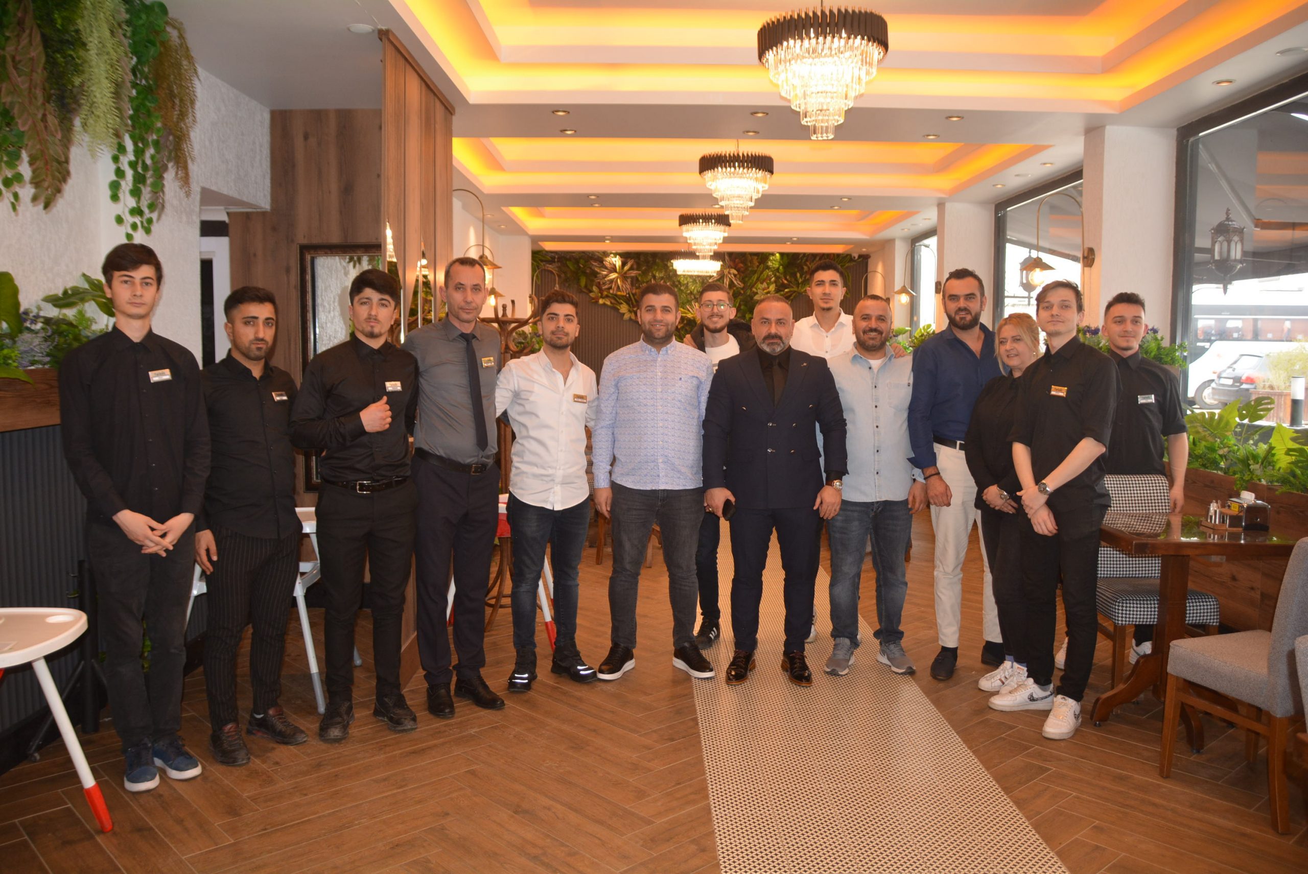 TURKUAZ 2 YENİ ŞUBE İÇİN KOLLARI SIVADI