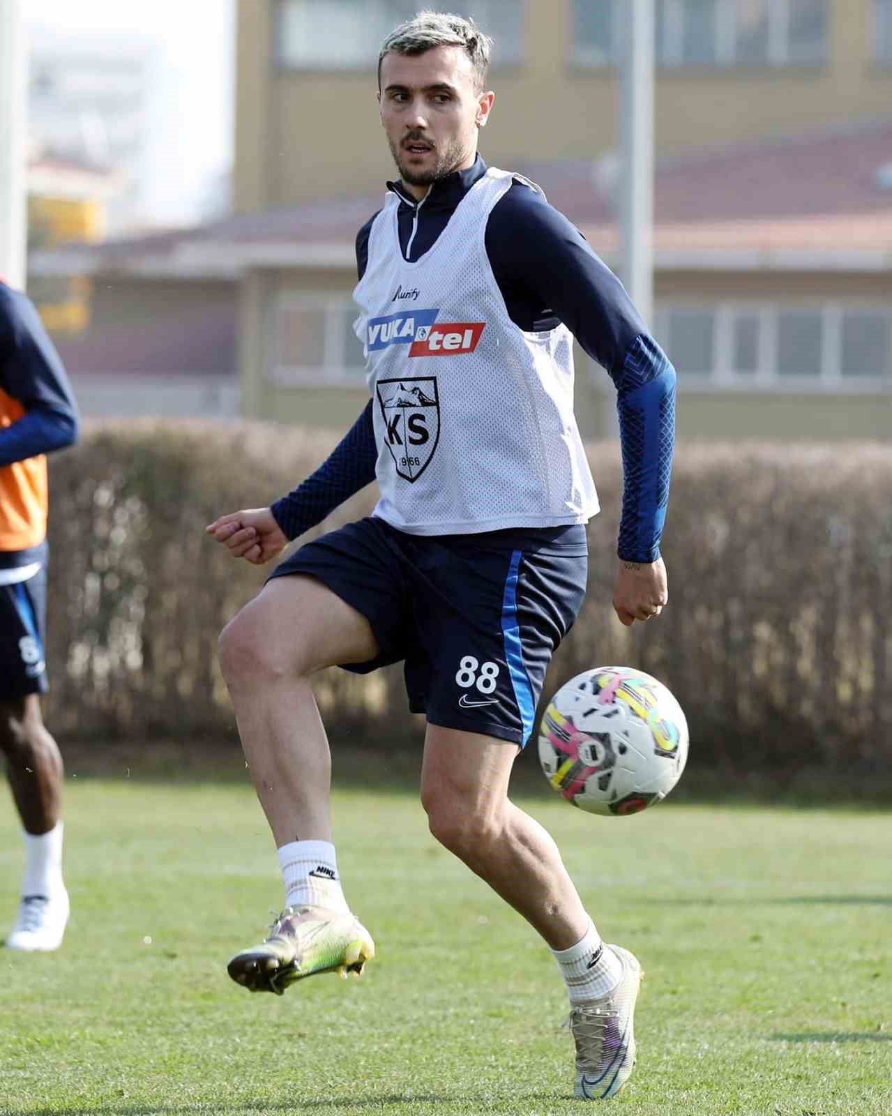 Kayserispor’da Campanharo ile yollar ayrıldı
