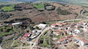Karesi Belediyesi, kırsal mahallelerde yaptığı ‘köy konakları’ ile unutulmaya yüz