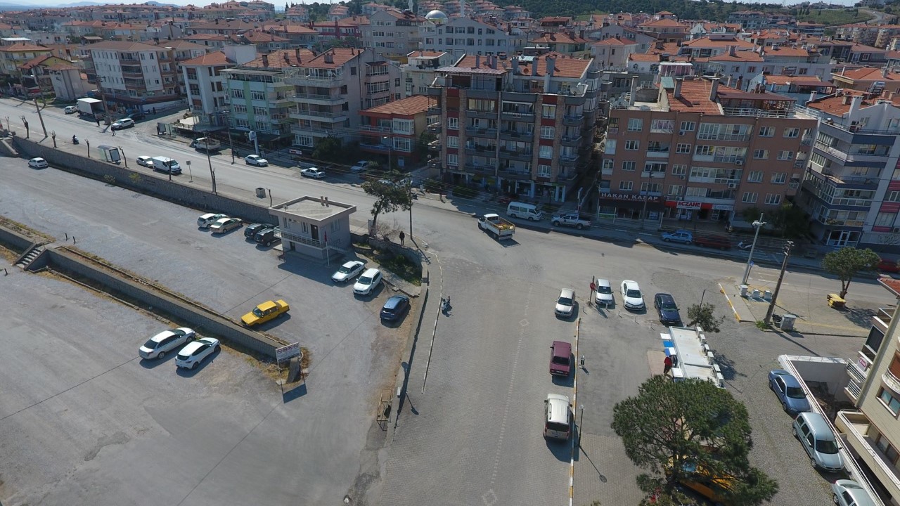ARMUTÇUK PAZARYERİ KAVŞAĞI ÇALIŞMALARI BAŞLADI