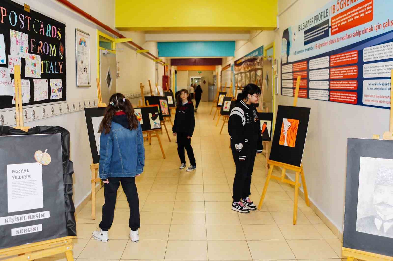 GAZİANTEP KOLEJ VAKFI’NDA ANLAMLI RESİM SERGİSİ