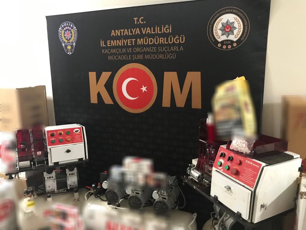 ANTALYA’DA POLİS EKİPLERİNİN BİR ADRESE DÜZENLEDİĞİ OPERASYONDA 48 BİN 200