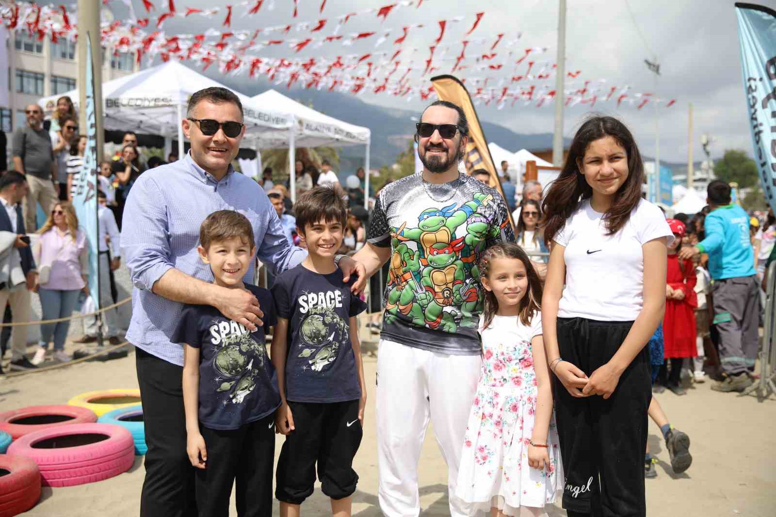 ANTALYA (İHA) - ALANYA BELEDİYE BAŞKANI ADEM MURAT YÜCEL’İN ÇOCUKLARA