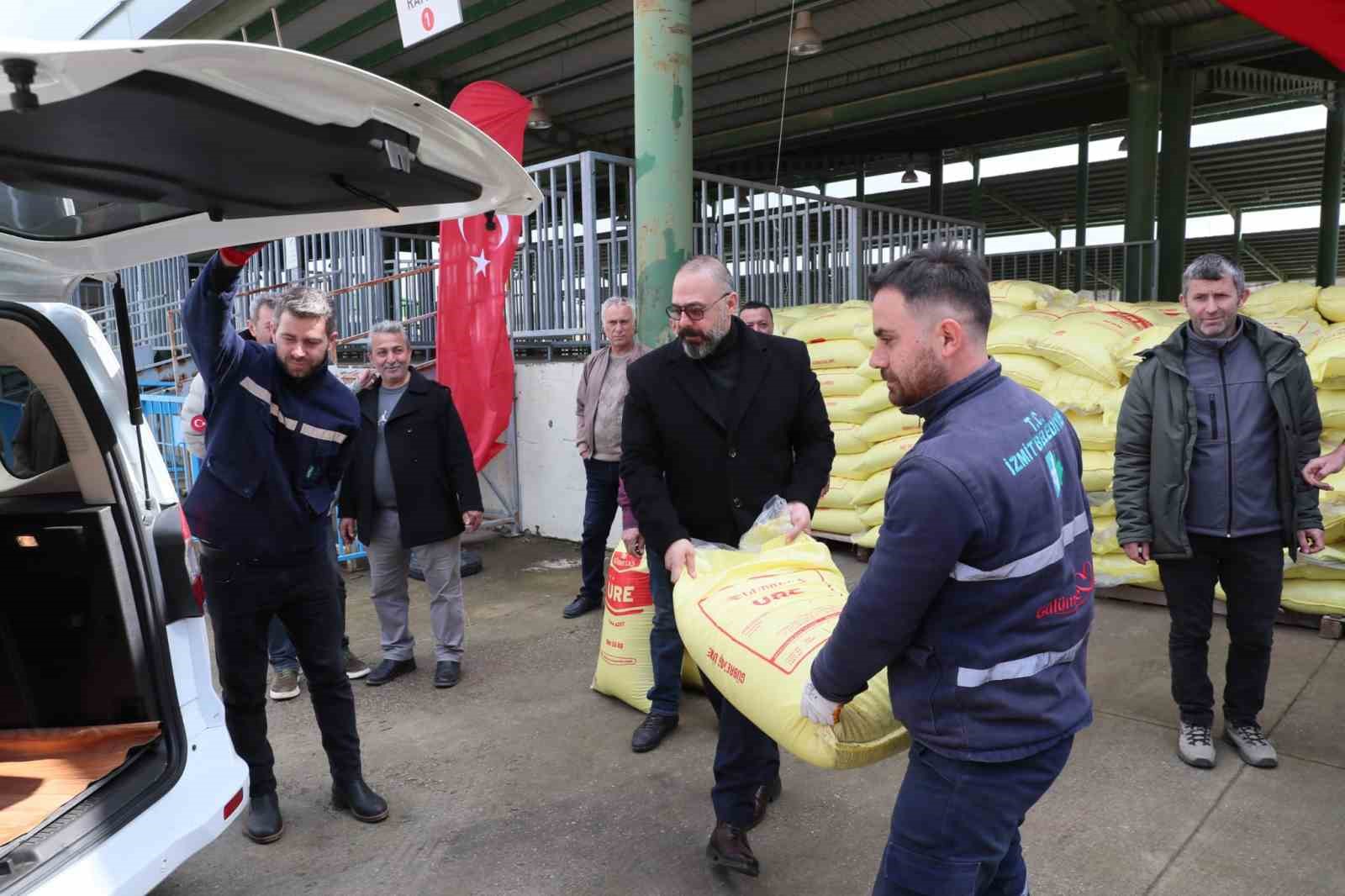İZMİT BELEDİYESİ, YEREL BUĞDAY TOHUMUNU DESTEKLEME PROJESİ ÇERÇEVESİNDE NUSRAT BUĞDAYI