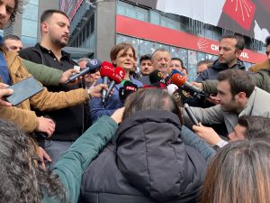 CHP İstanbul İl Başkanı Canan Kaftancıoğlu, Sarıyer’de bulunan CHP il binasına silahlı saldırı