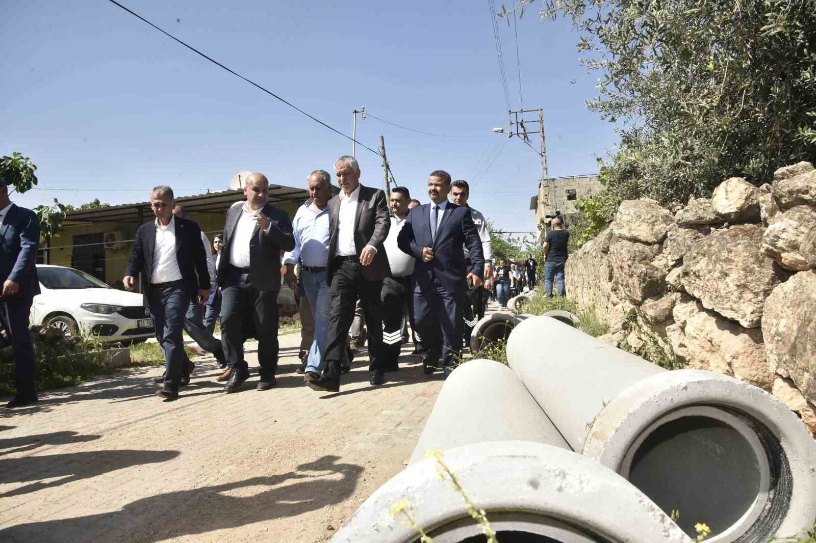 ADANA BÜYÜKŞEHİR BELEDİYESİ, SARIÇAM İLÇESİ KÜRKÇÜLER GÖZTEPE MAHALLESİ’NİN ALTYAPI PROBLEMLERİNİ