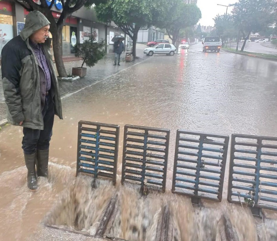 ADANA BÜYÜKŞEHİR BELEDİYE BAŞKANI ZEYDAN KARALAR, “12 SAATTE 20 KİLOGRAM