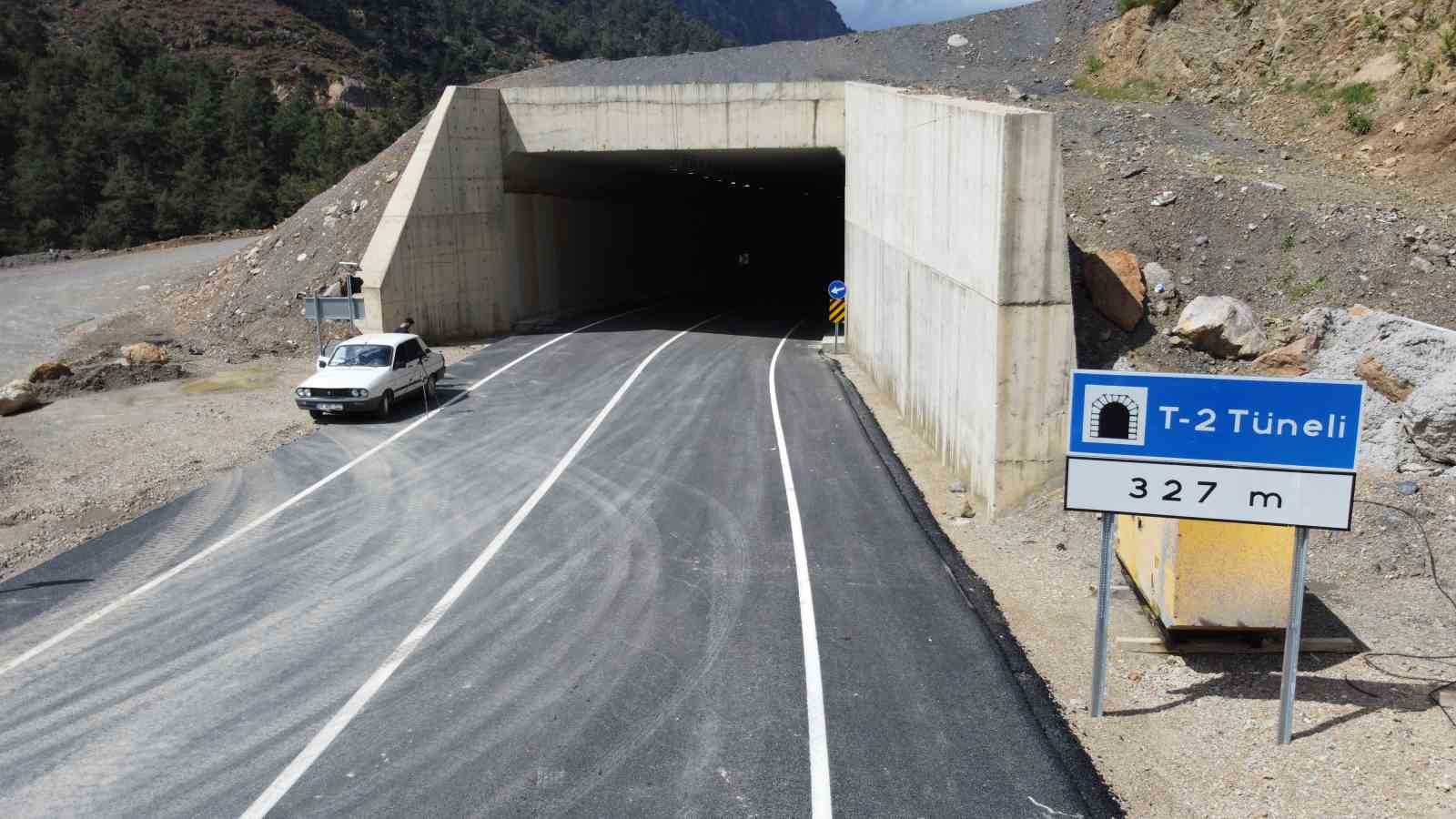 ADANA KOZAN İLE KAYSERİ ARASINI 105 KİLOMETREYE DÜŞÜRECEK OLAN YOL