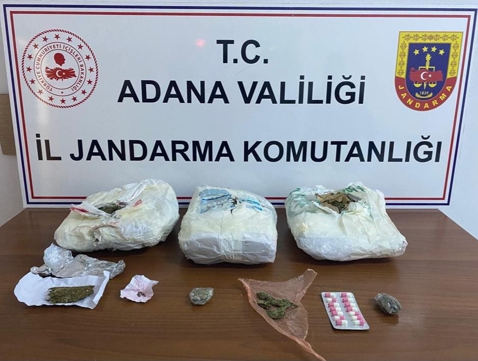 ADANA'DA JANDARMA EKİPLERİ TARAFINDAN UYUŞTURUCU İLE MÜCADELE ÇERÇEVESİNDE YAPILAN ÇALIŞMADA