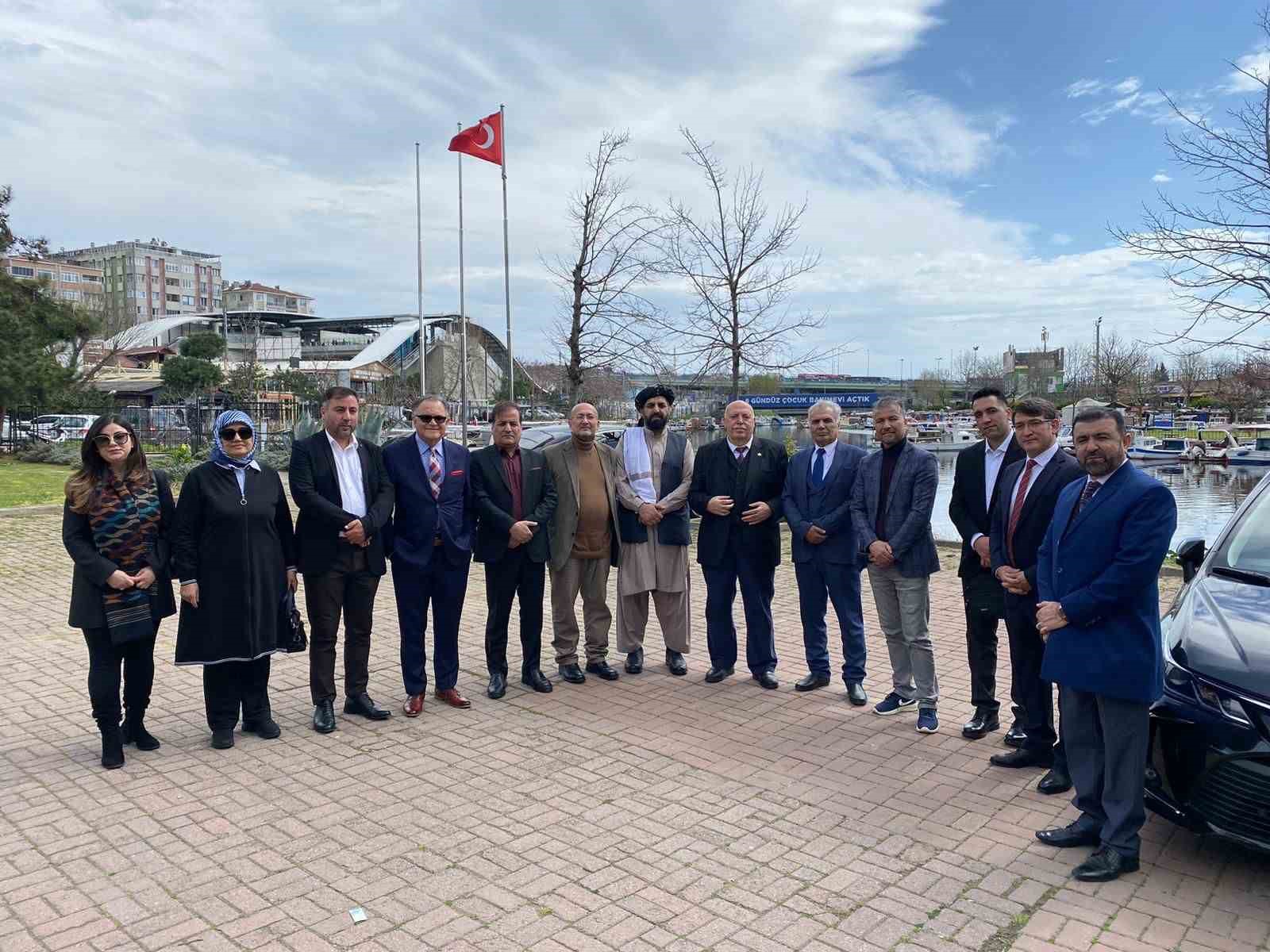 FARKLI ÜLKELERDE YAŞAYAN AFGANİSTANLI İŞ İNSANI, YAZAR, ARAŞTIRMACI, AKTİVİST VE