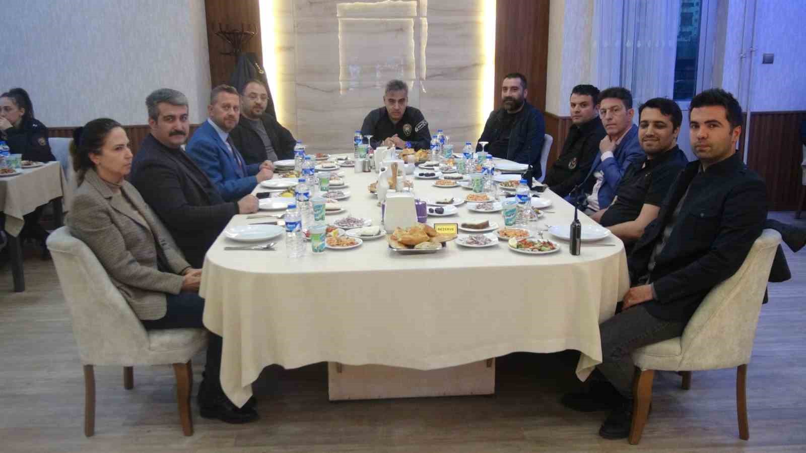 AĞRI İL EMNİYET MÜDÜRÜ HASAN AYDIN, ÇEVİK KUVVET ŞUBE MÜDÜRLÜĞÜ