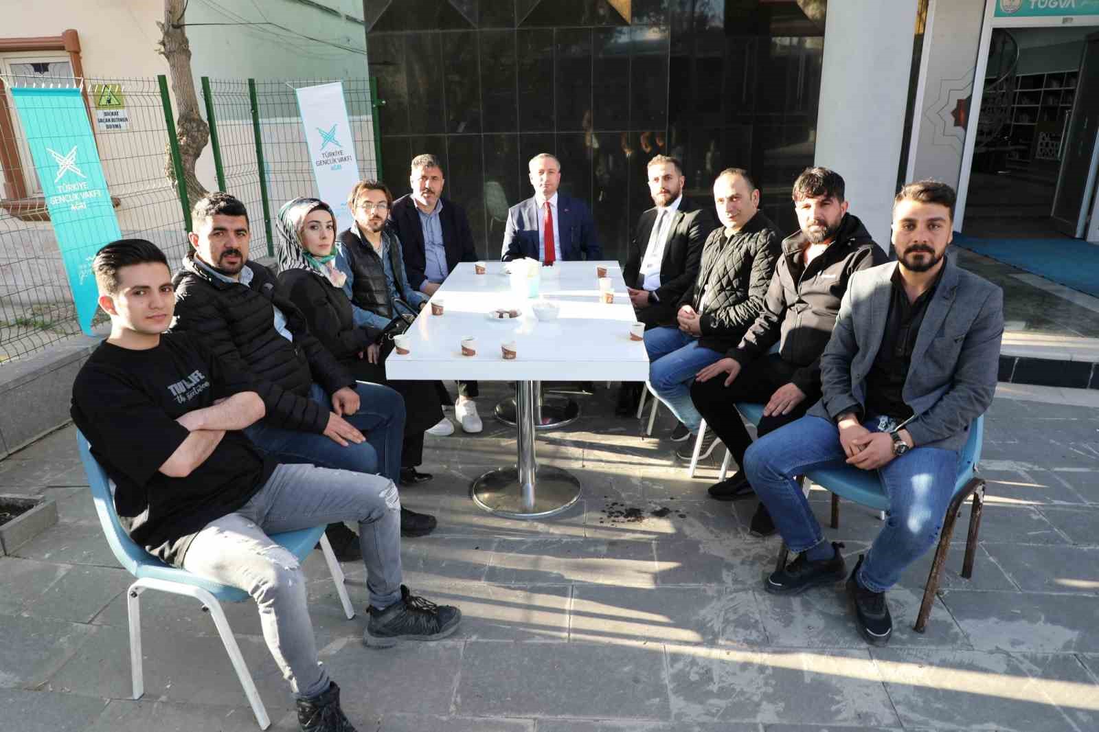 AĞRI İL MİLLİ EĞİTİM MÜDÜRÜ HASAN KÖKREK, TÜRKİYE GENÇLİK VAKFI'NI