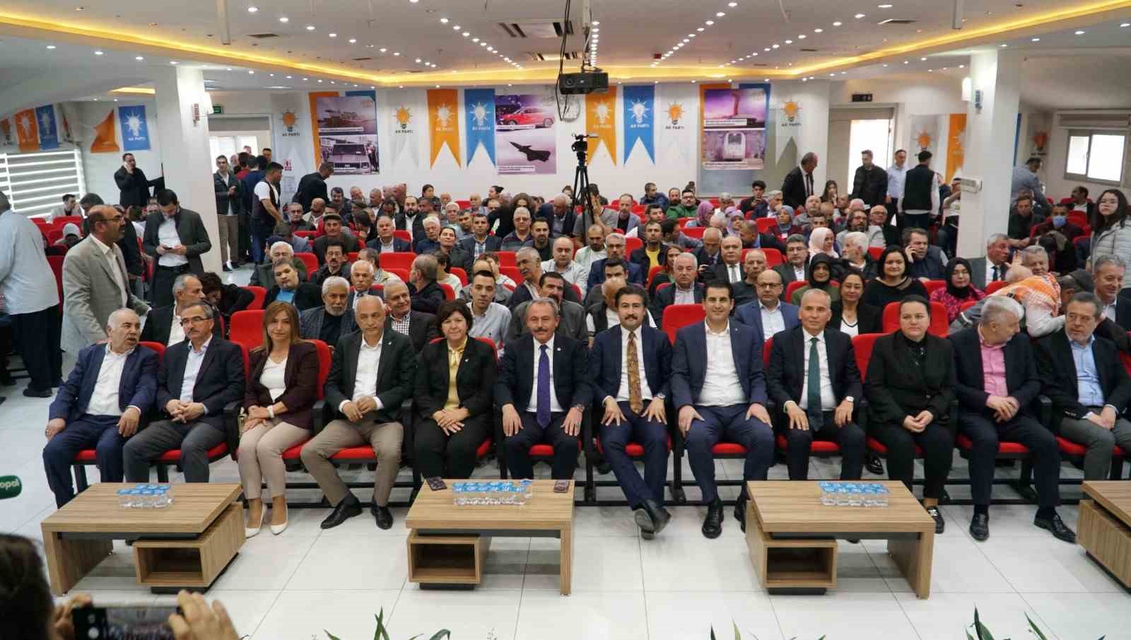 AK PARTİ DENİZİ İL BAŞKANLIĞINCA DÜZENLENEN PROGRAMLA PARTİLİLER BAYRAMLAŞTI. BAYRAMLAŞMA