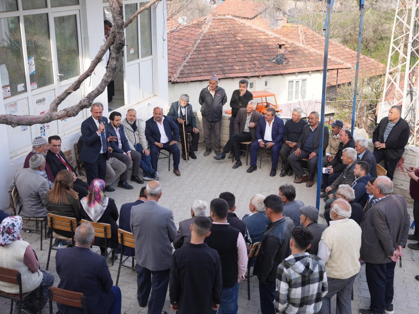 AK PARTİ DENİZLİ MİLLETVEKİLİ ŞAHİN TİN, ÇAMELİ İLÇESİNİ ZİYARET EDEREK