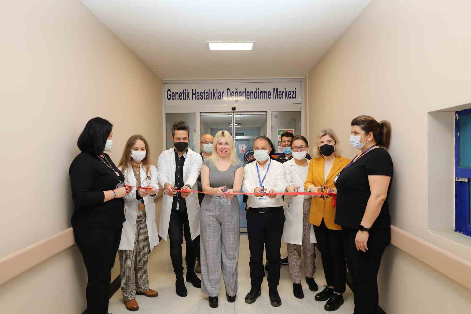 AKDENİZ ÜNİVERSİTESİ HASTANESİNDE YENİLENEN HALİYLE HİZMET VERMEYE BAŞLAYAN GENETİK HASTALIKLAR