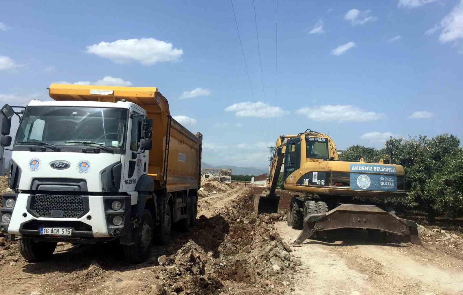 AKDENİZ BELEDİYESİ, UZAK YAKIN DEMEDEN İHTİYAÇ DUYAN HER MAHALLEDE YENİ