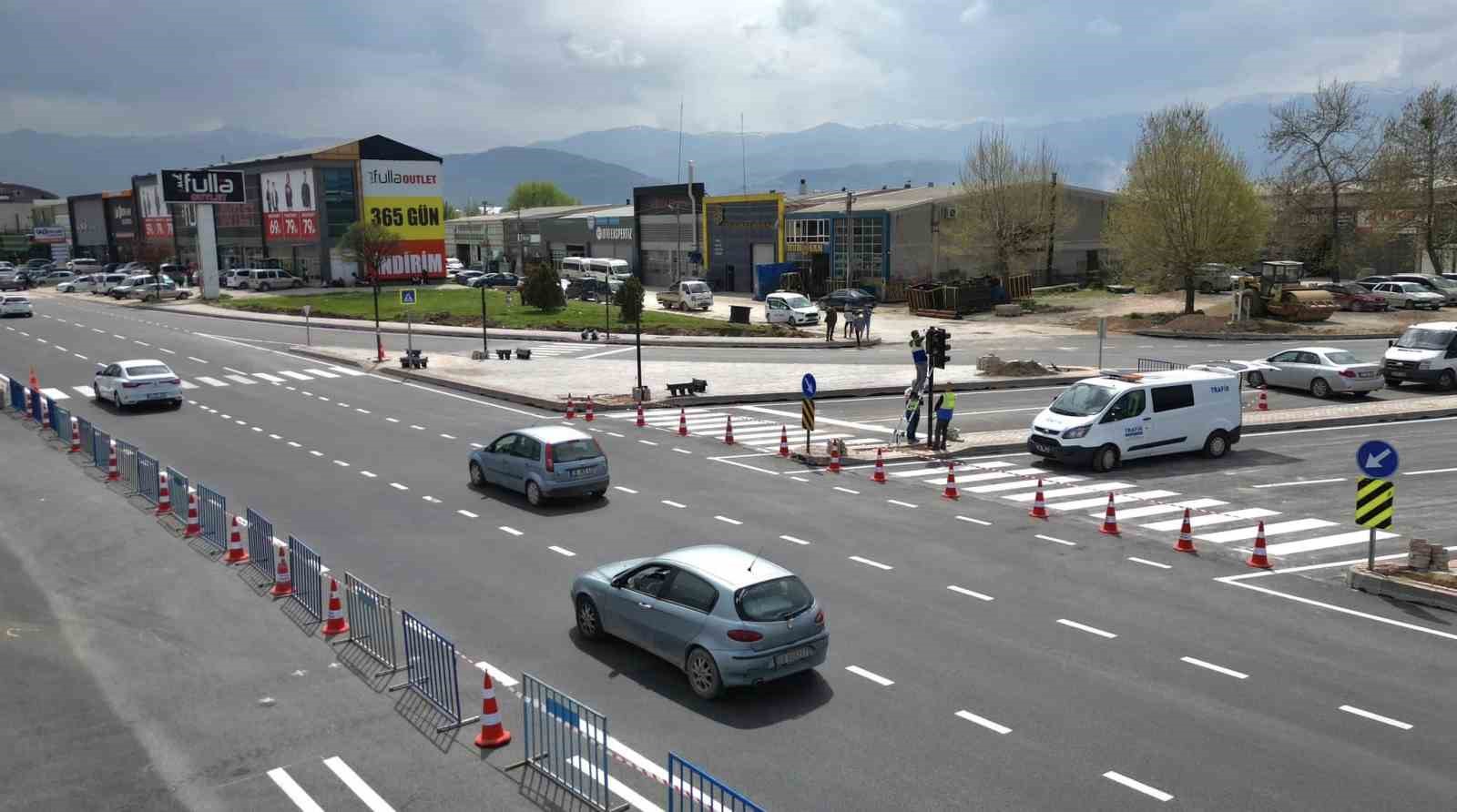İNEGÖL BELEDİYESİ’NİN YENİŞEHİR CADDESİ ÜZERİNDE BULUNAN AKPINAR KAVŞAĞINDA OCAK AYINDA