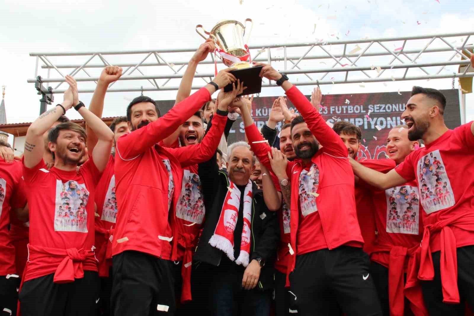 KONYA AMATÖR KÜME, SÜPER GRUP'TA MÜCADELE EDEN AKŞEHİRSPOR, LİGİN BİTİMİNE