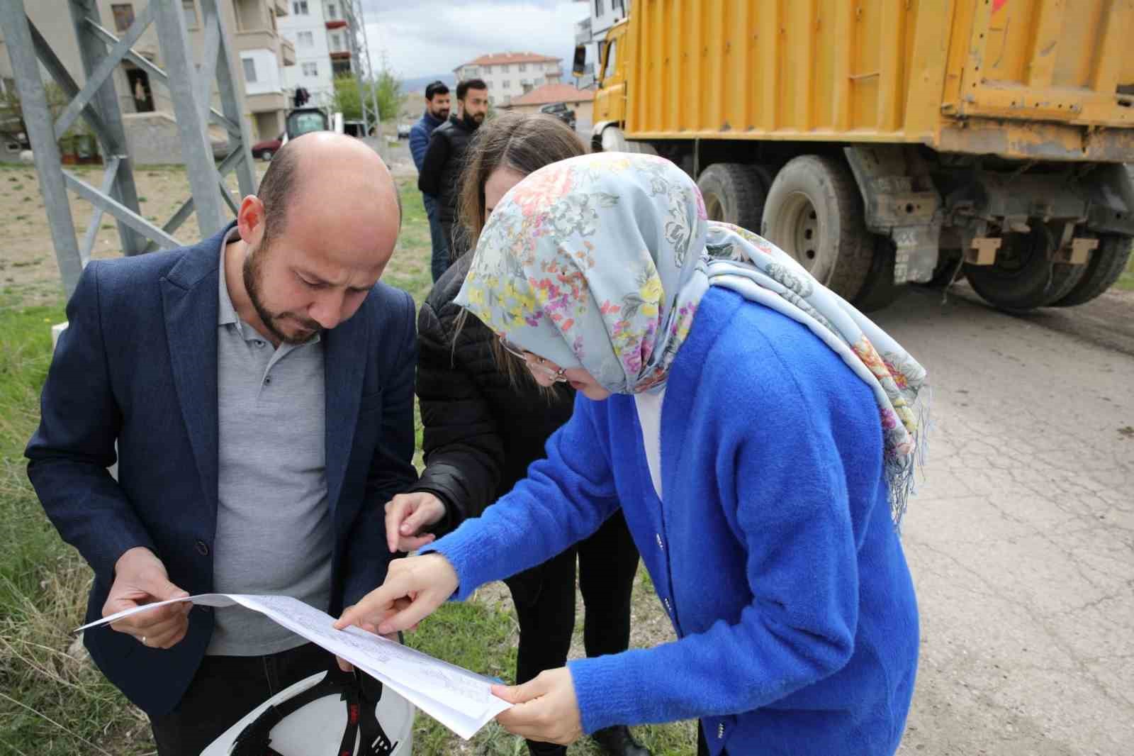 AKYURT BELEDİYE BAŞKANI HİLAL AYIK, ÇALIŞMALARI ALANDA İNCELEDİ
