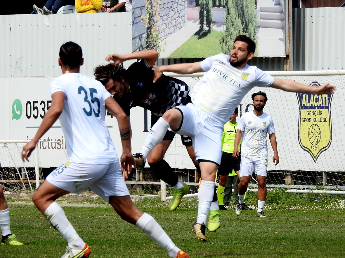 BÖLGESEL AMATÖR LİG'DE MÜCADELE EDEN ALAÇATISPOR, LİGİN SON HAFTASINDA KONUK