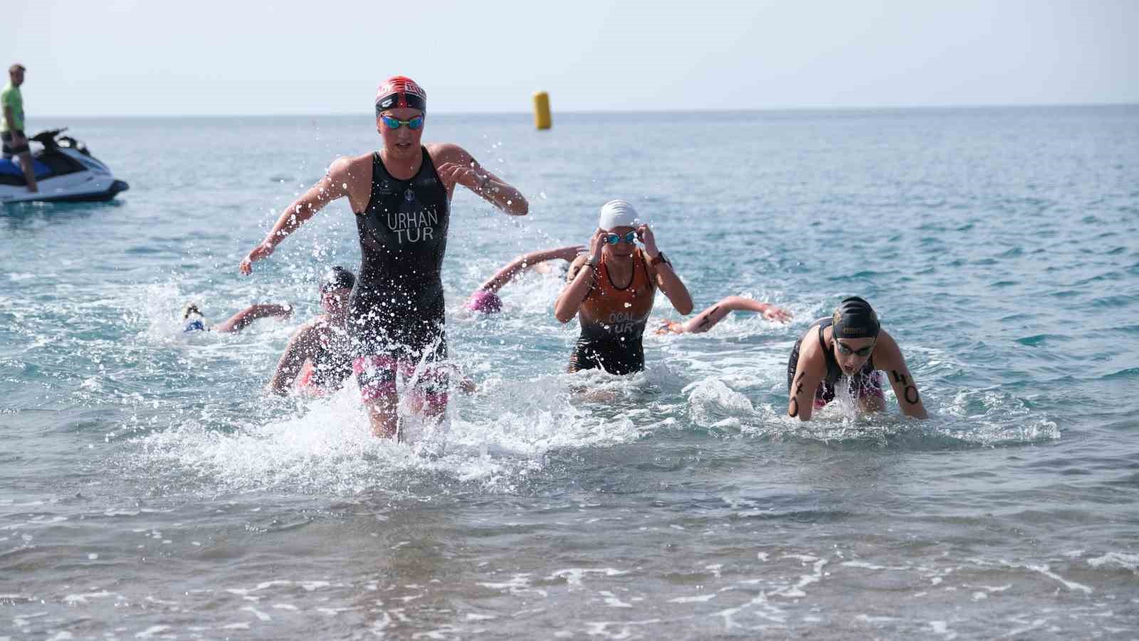 TÜRKİYE TRİATLON FEDERASYONU TARAFINDAN ALANYA’NIN EV SAHİPLİĞİ İLE DÜZENLENEN ALANYA