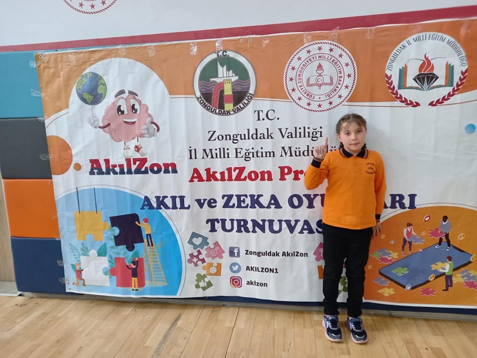 ALAPLI'LI ÖĞRENCİDEN AKIL VE ZEKÂ OYUNLARINDA BÜYÜK BAŞARI  (ZONGULDAK)