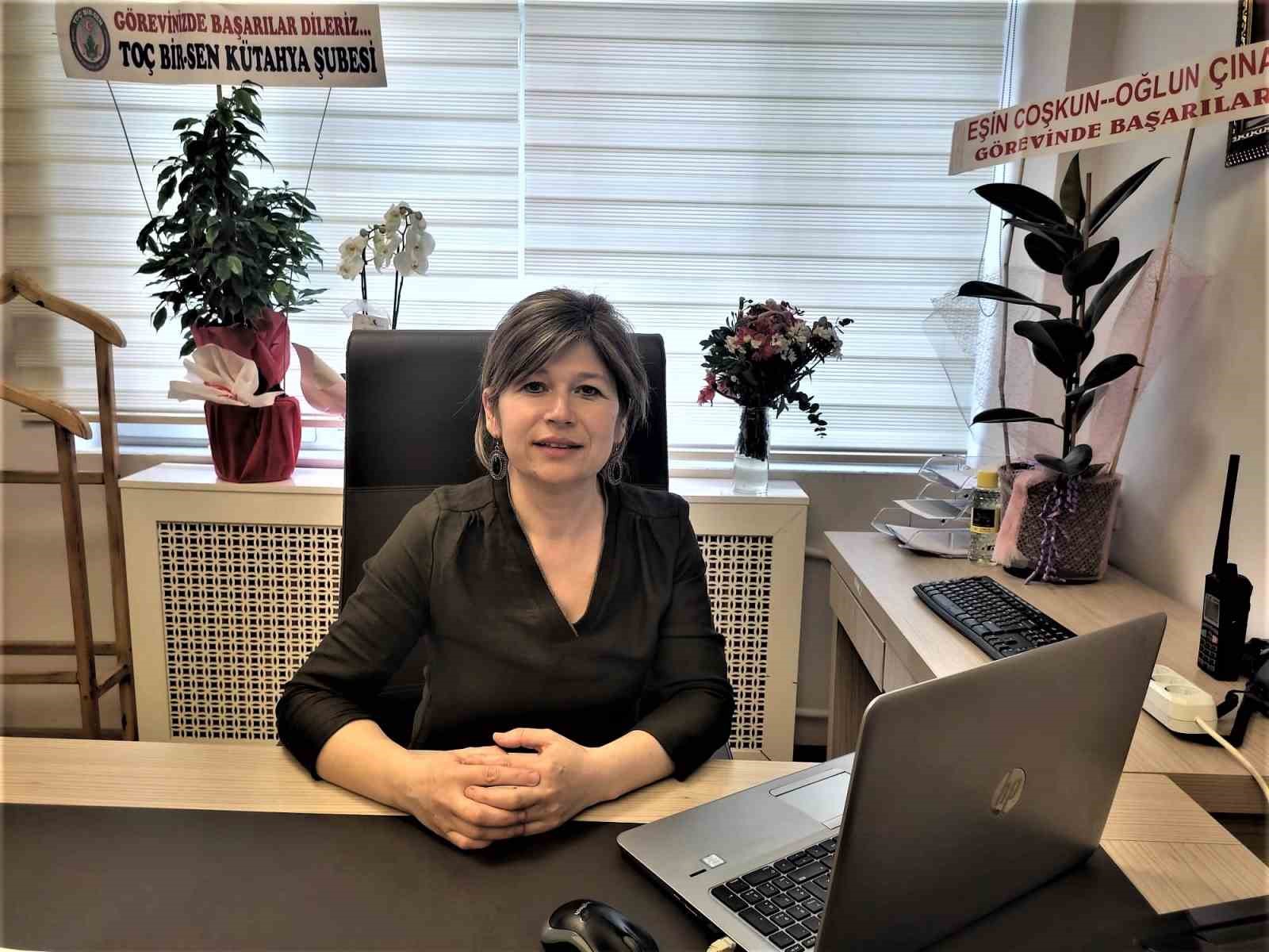 ALTINTAŞ'IN KADIN ORMAN İŞLETME MÜDÜRÜ GÖREVE BAŞLADI