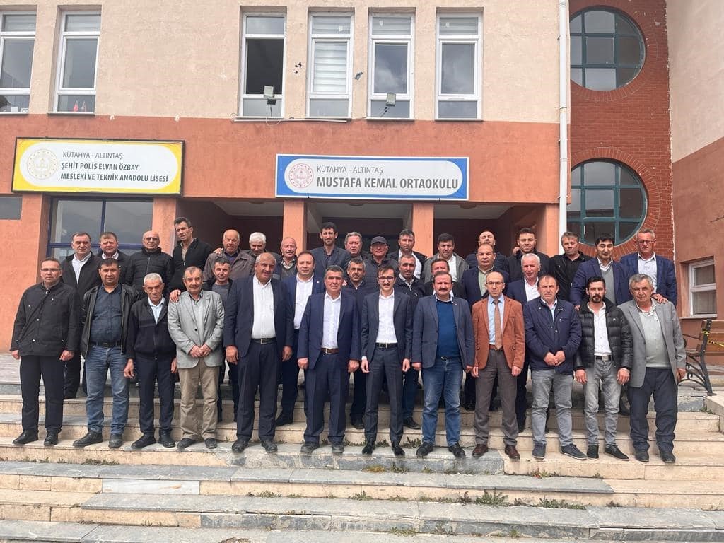 ALTINTAŞ’TA KÖYLERE HİZMET GÖTÜRME BİRLİĞİ GENEL KURUL TOPLANTISI