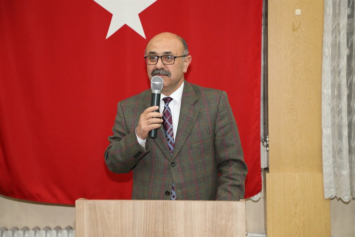 KÜTAHYA VALİLİĞİ, DÜZENLEDİĞİ İFTAR PROGRAMIYLA ENGELLİ VATANDAŞLARI VE AİLELERİNİ KONUK