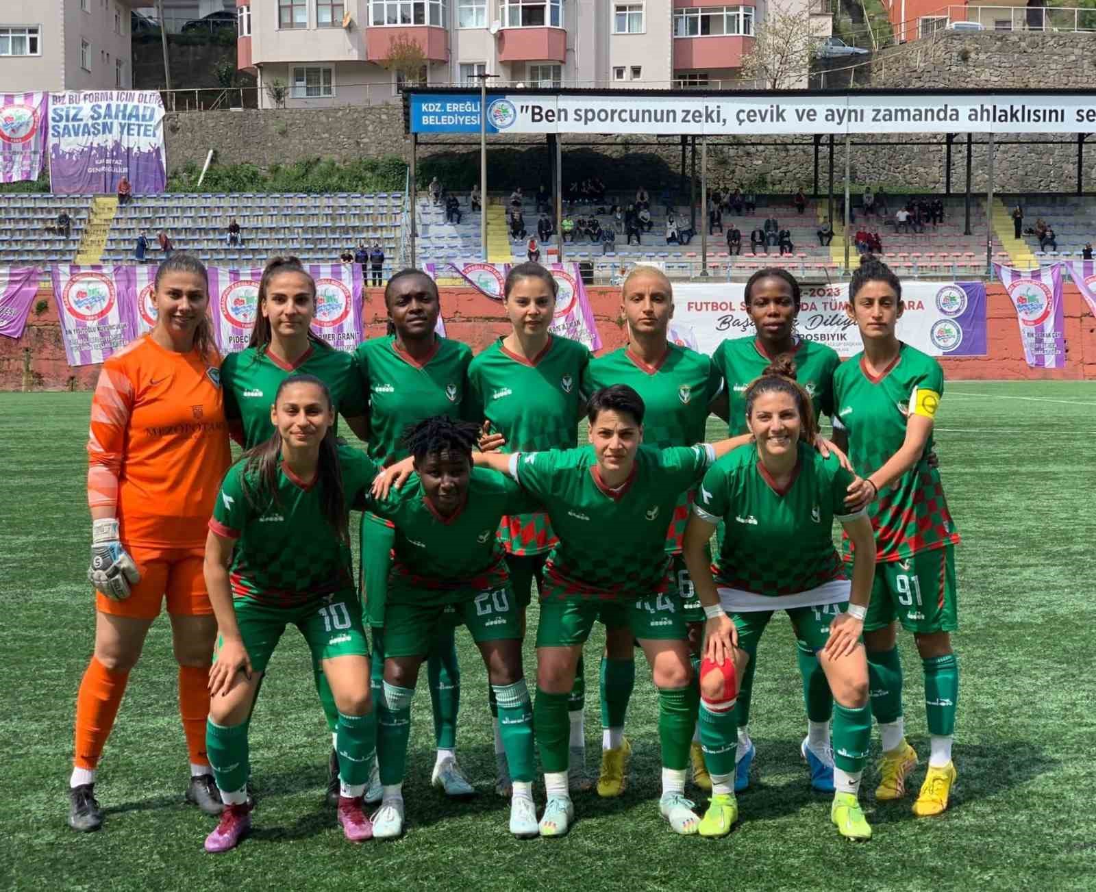 TFF KADIN FUTBOL SÜPER LİG TAKIMLARINDAN AMEDSPOR KADIN FUTBOL TAKIMI,