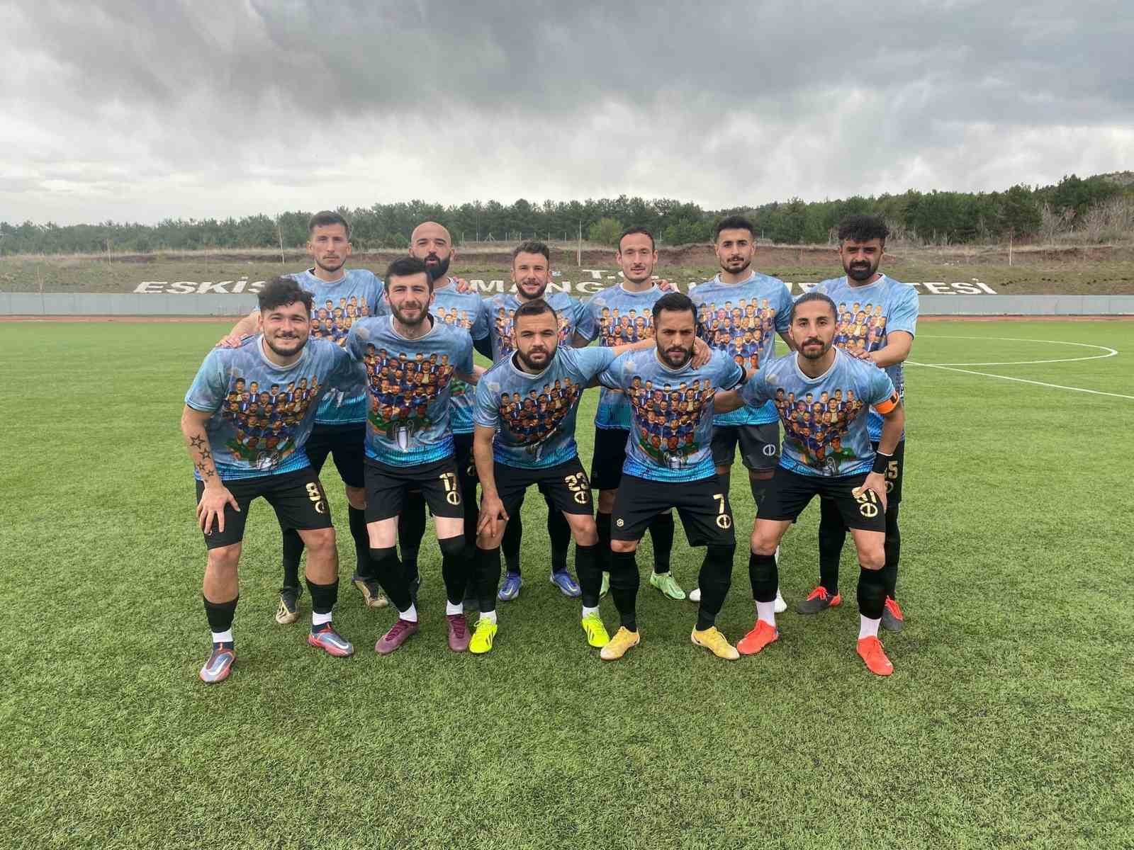 BÖLGESEL AMATÖR LİG 8. GRUBU LİDER BİTİREREK PLAY-OFF OYNAMAYA HAK