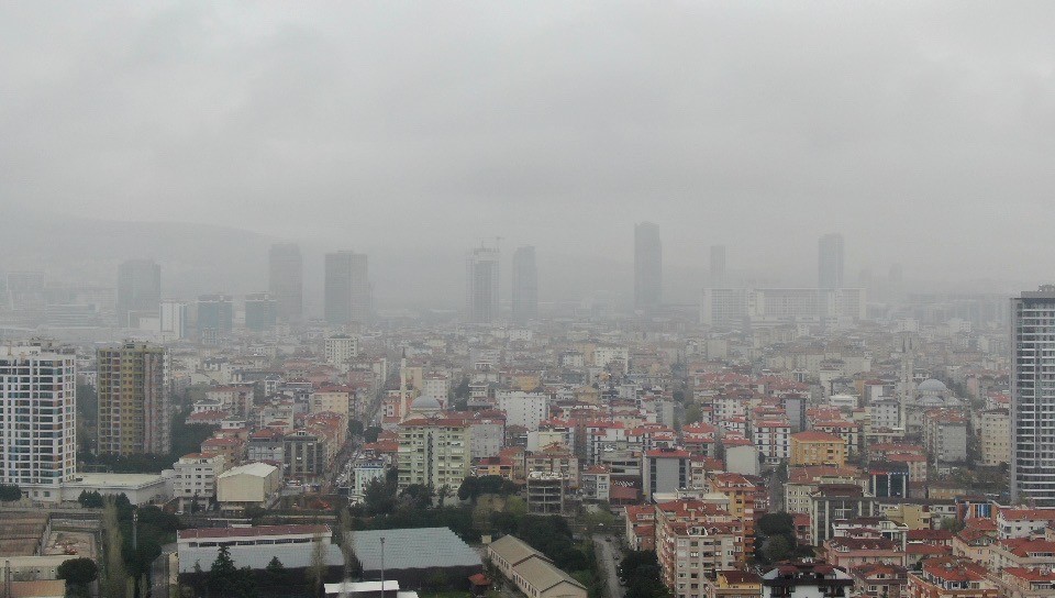 ANADOLU YAKASI’NDA SABAH SAATLERİNDEN İTİBAREN SİS ETKİLİ OLUYOR