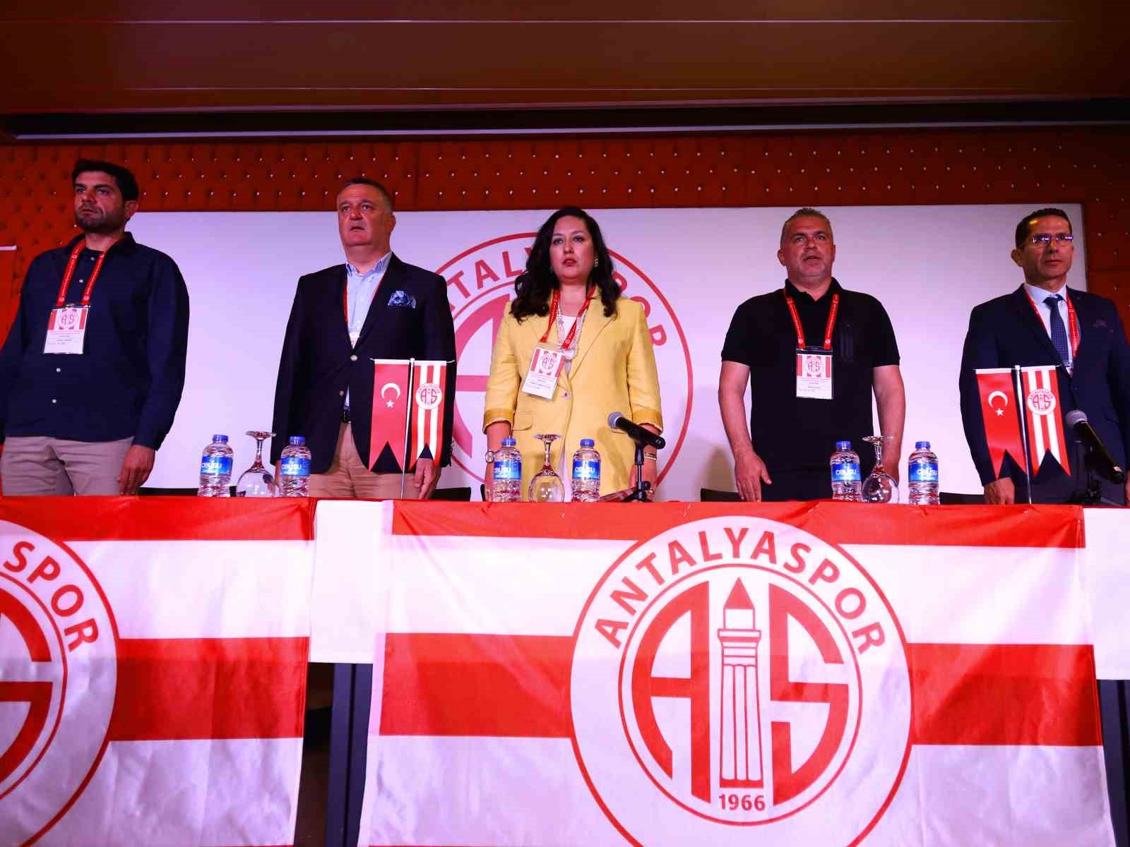 ANTALYASPOR KULÜBÜ DERNEĞİ OLAĞANÜSTÜ GENEL KURULU GERÇEKLEŞTİRİLDİ. TÜZÜK DEĞİŞİKLİĞİNİ İÇEREN