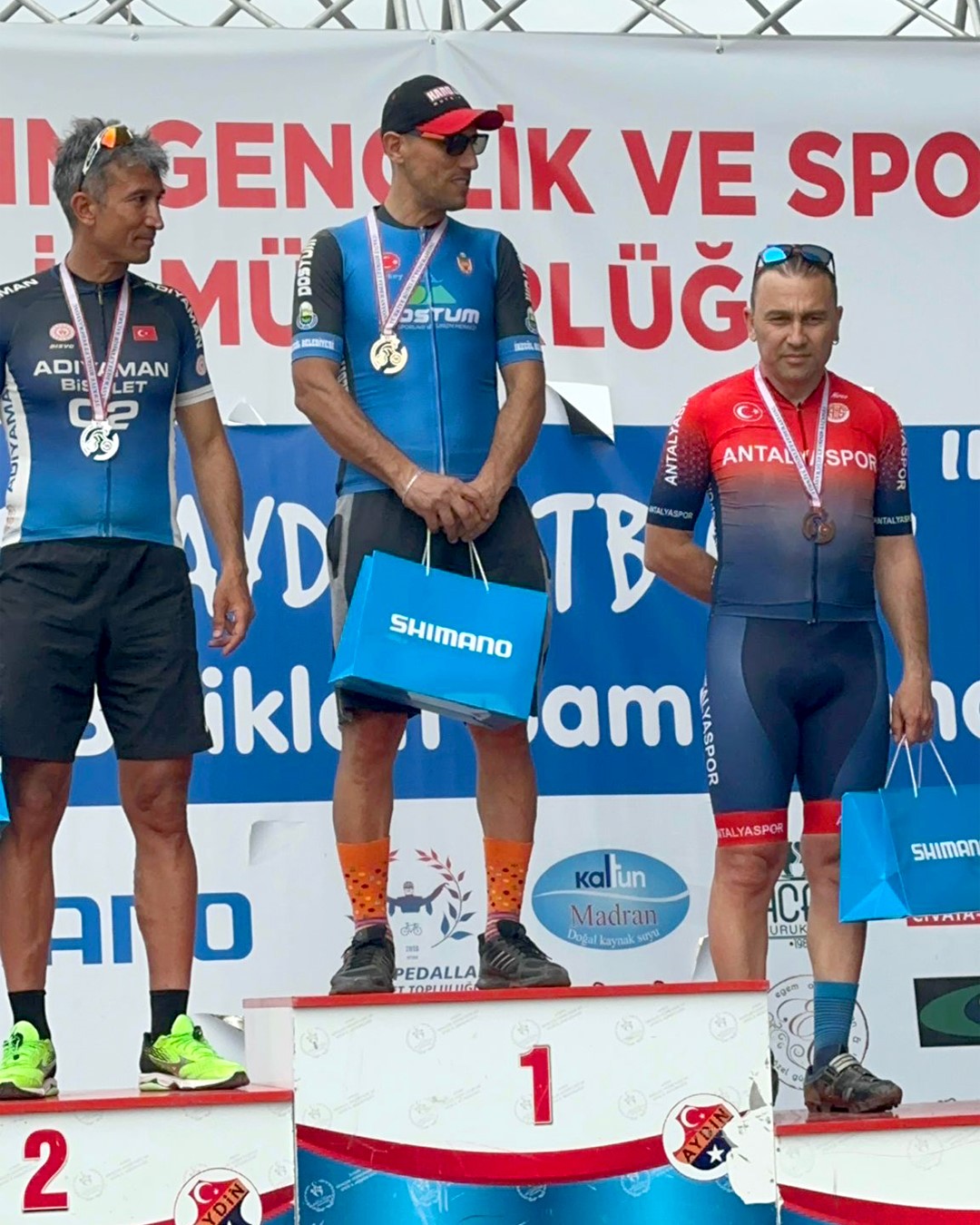 ANTALYASPOR BİSİKLET TAKIMI, TÜRKİYE BİSİKLET FEDERASYONU TARAFINDAN DÜZENLENEN "TRALLES" AYDIN