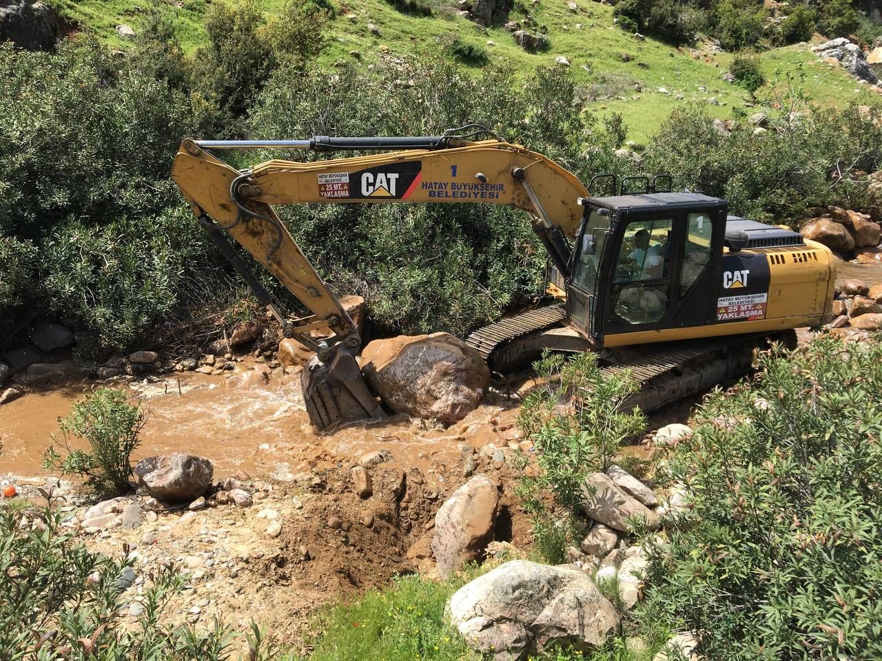 KAHRAMANMARAŞ MERKEZLİ MEYDANA GELEN DEPREMLER SONRASINDA HATAY’IN AKBEZ İLÇESİNDE BULUNAN