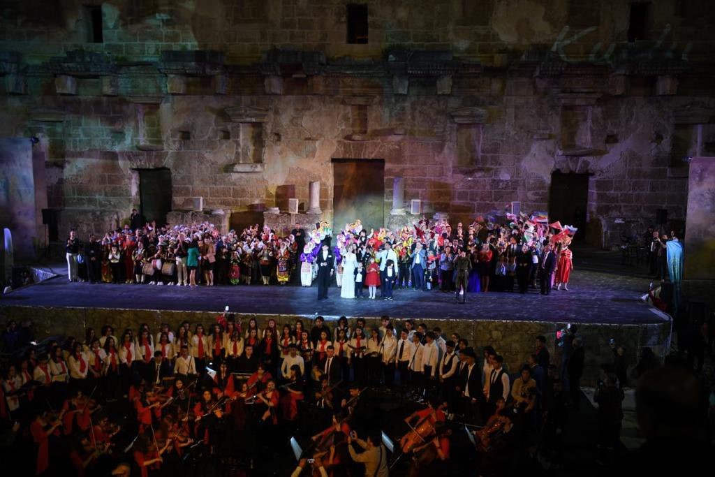 ANTALYA'NIN SERİK İLÇESİNDEKİ ASPENDOS ANTİK TİYATROSU'NDA,  23 NİSAN ULUSAL