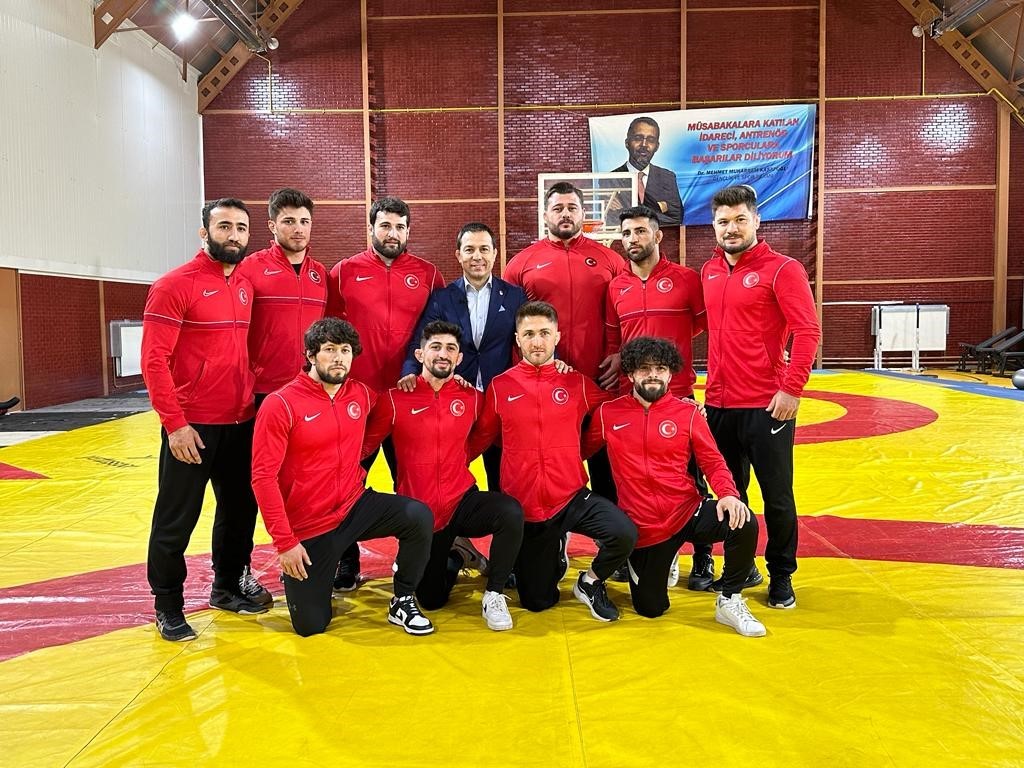 HIRVATİSTAN’IN BAŞKENTİ ZAGREB'DE 17-23 NİSAN TARİHLERİNDE DÜZENLENECEK BÜYÜKLER AVRUPA GÜREŞ