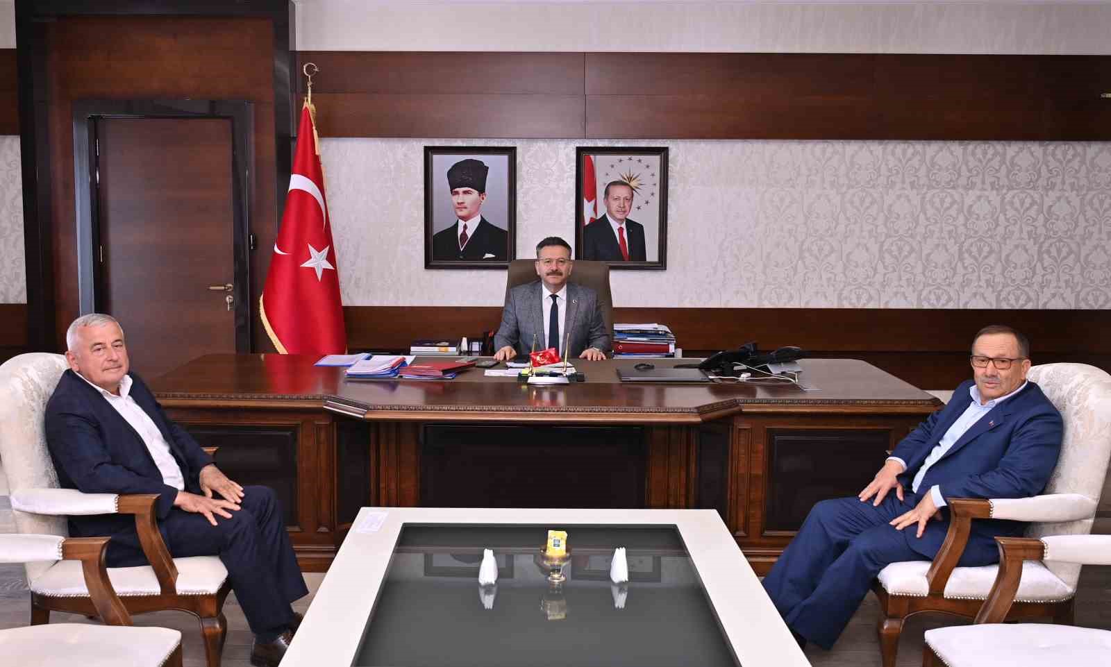 AYDIN TİCARET BORSASI YÖNETİMİ, AYDIN VALİSİ HÜSEYİN AKSOY’U BU YIL