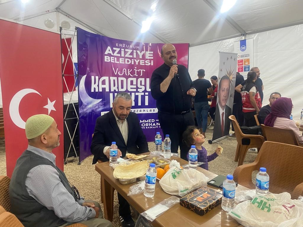 AZİZİYE BELEDİYESİ’NİN DEPREM BÖLGESİ İÇİN BAŞLATTIĞI DAYANIŞMA SEFERBERLİĞİ SON SÜRAT