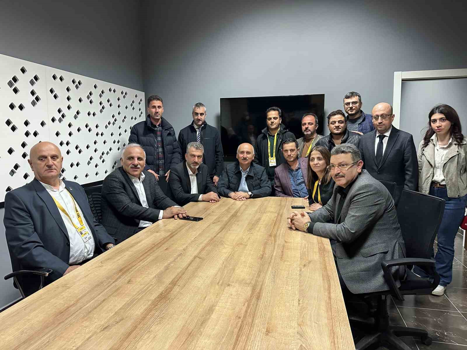 K PARTİ TRABZON MİLLETVEKİLİ ADAYI ULAŞTIRMA VE ALTYAPI BAKANI ADİL