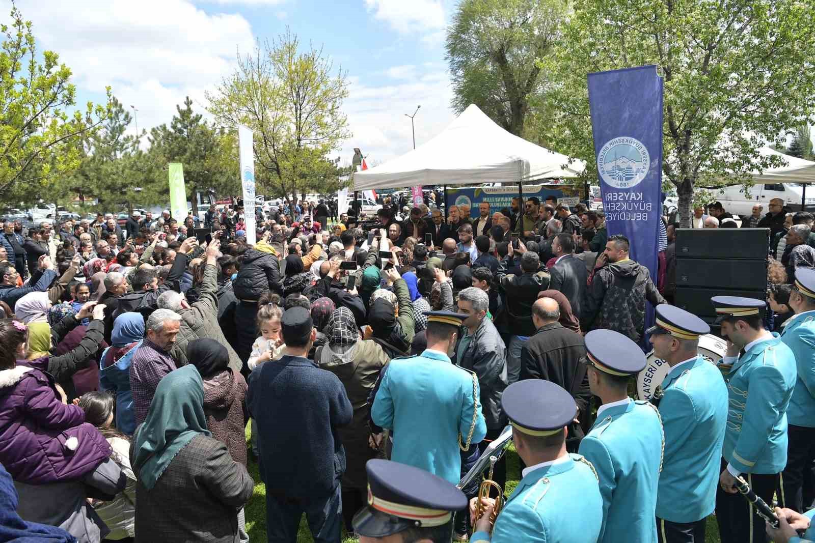 KAYSERİ BÜYÜKŞEHİR BELEDİYE BAŞKANI DR. MEMDUH BÜYÜKKILIÇ, MİLLİ SAVUNMA BAKANI