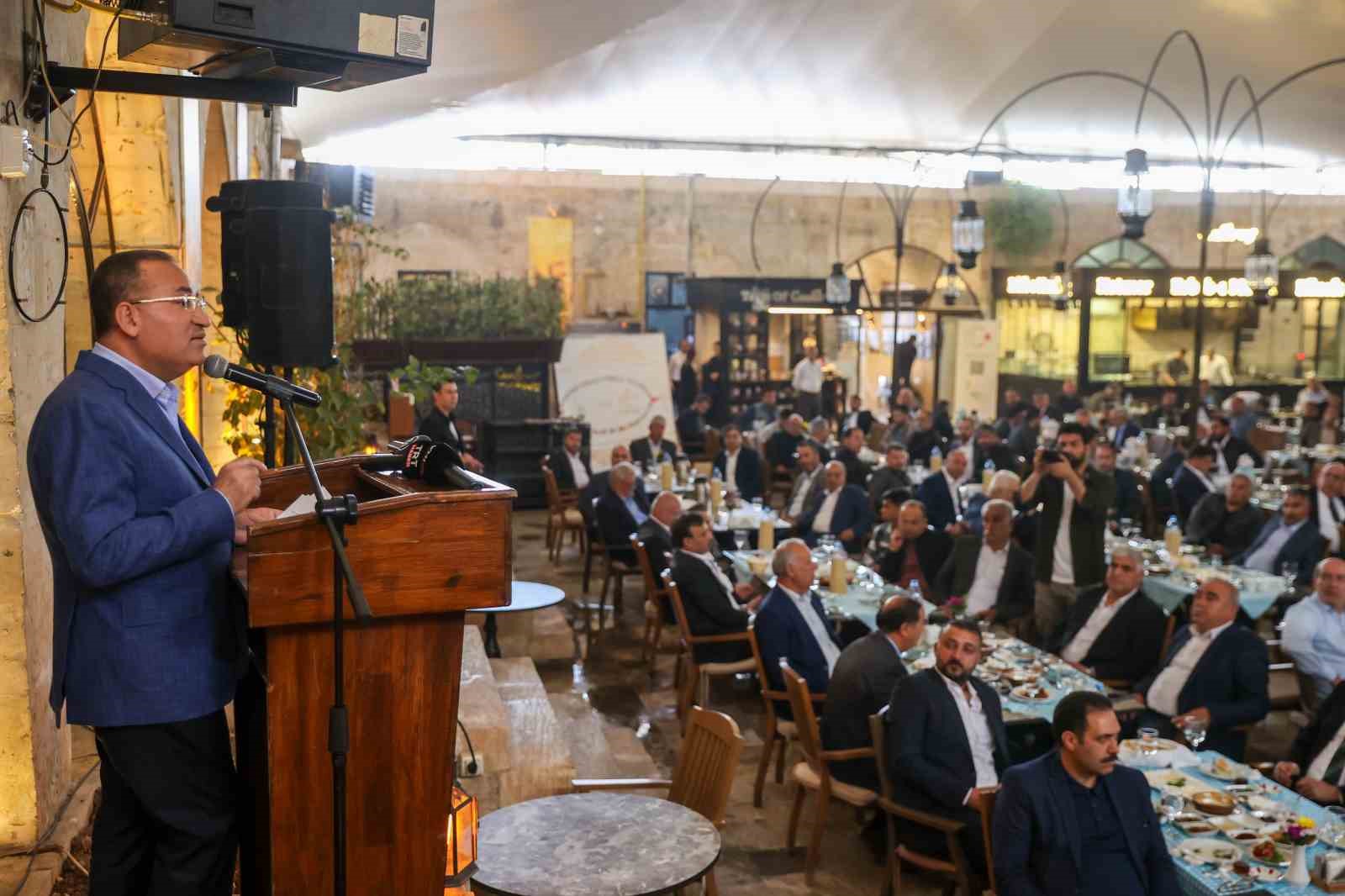 BAKAN BOZDAĞ ESNAF BULUŞMASINDA KONUŞTU