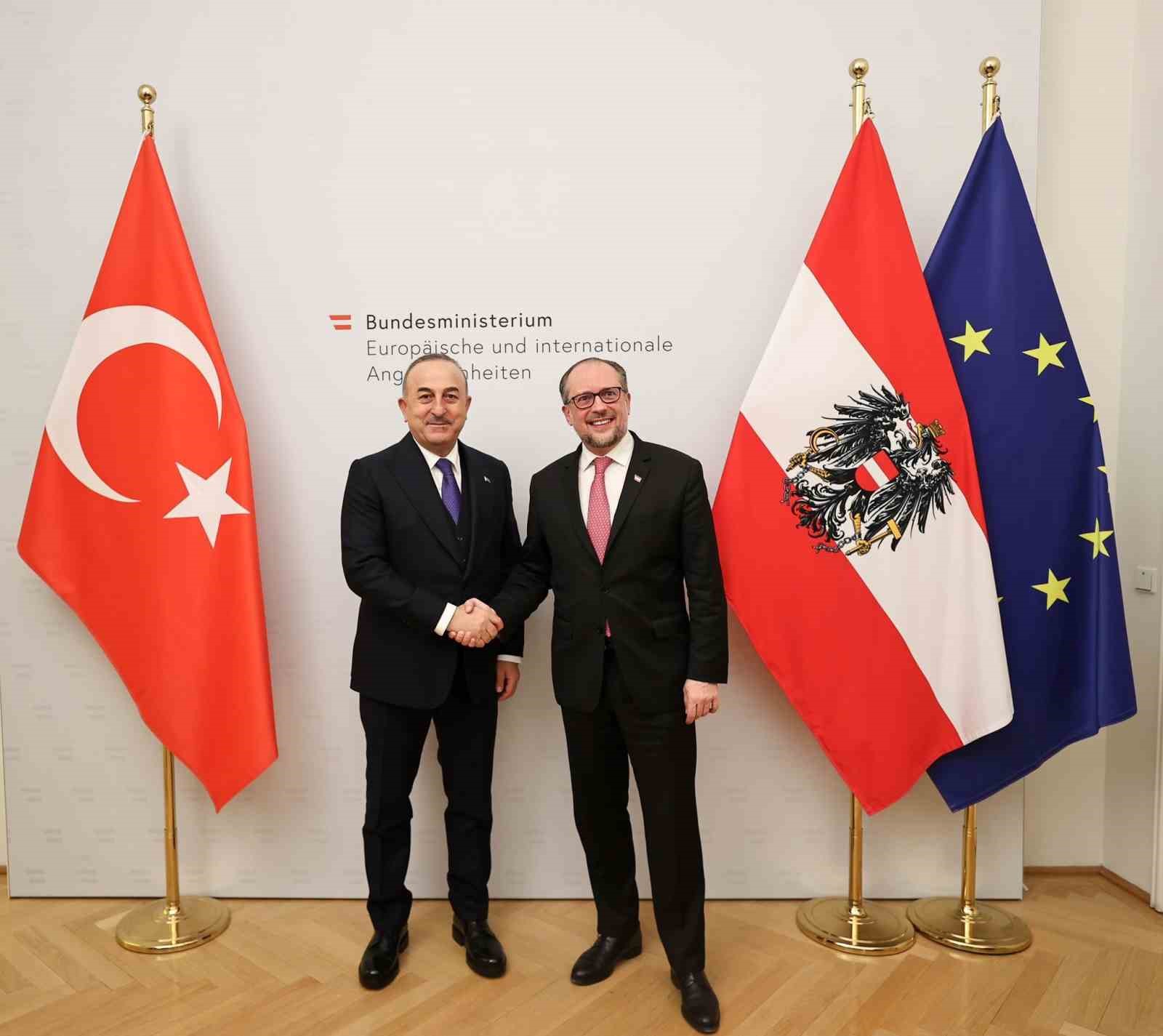 BAKAN ÇAVUŞOĞLU, AVUSTURYA DIŞİŞLERİ BAKANI SCHALLENBERG’LE GÖRÜŞTÜ