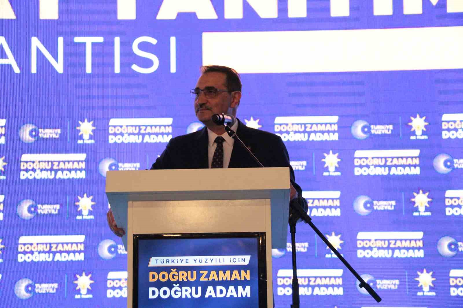 ESKİŞEHİR AK PARTİ MİLLETVEKİLİ ADAY TANITIM VE TEŞKİLAT İFTAR PROGRAMINA