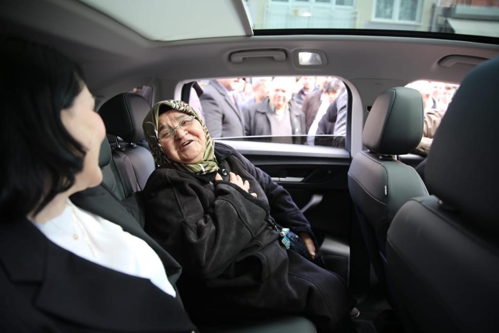 ENERJİ VE TABİİ KAYNAKLAR BAKANI FATİH DÖNMEZ, ESKİŞEHİR’DE EMEK MAHALLESİ