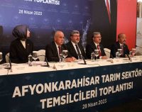 TARIM VE ORMAN BAKANI VAHİT KİRİŞÇİ, AFET BÖLGESİNDEKİ ARICILARA MÜJDE