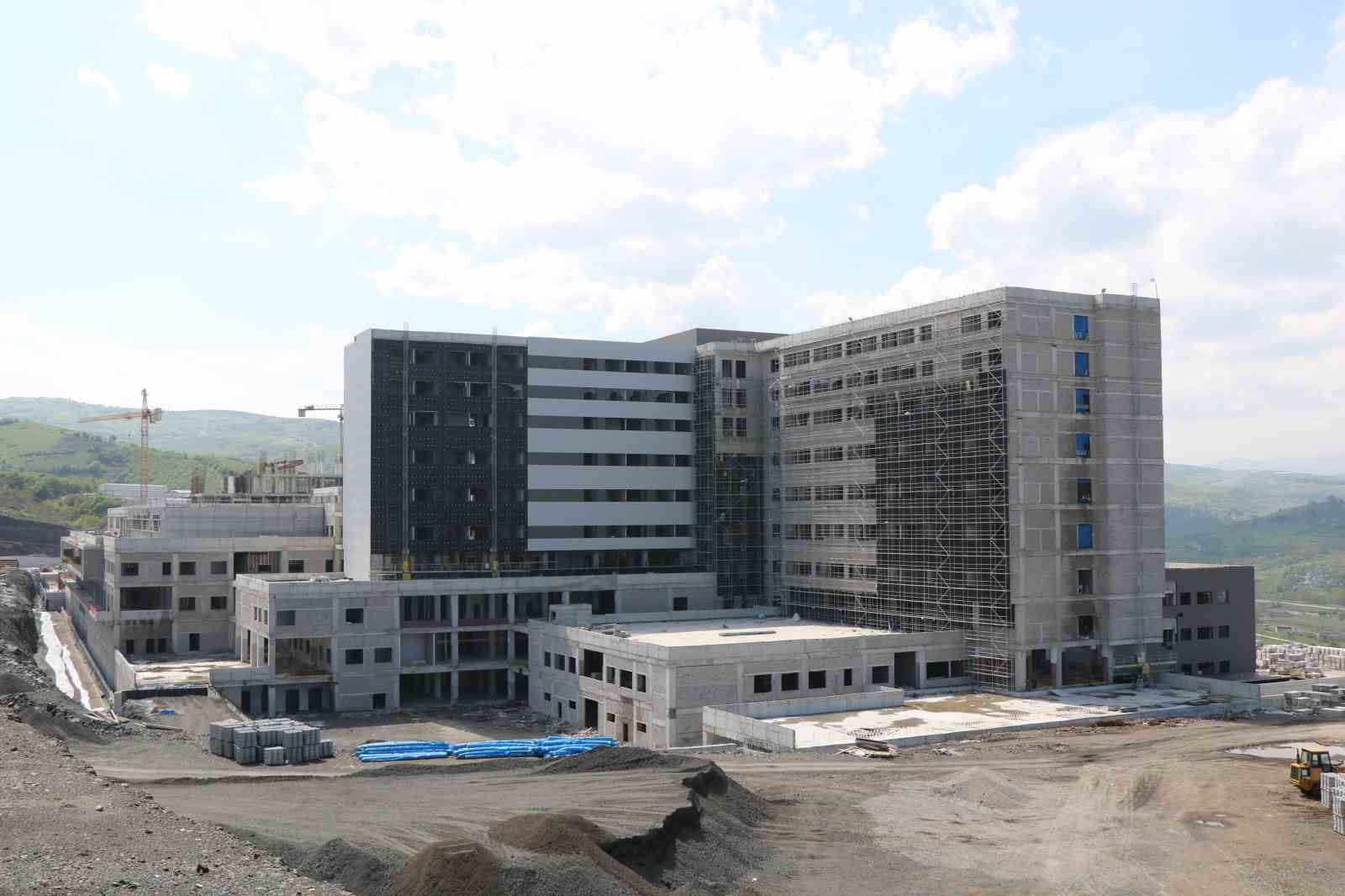 TİCARET BAKANI VE AK PARTİ SAMSUN 1. SIRA MİLLETVEKİLİ ADAYI