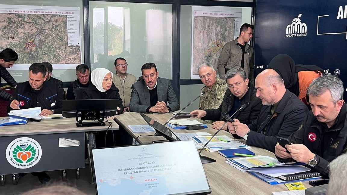 BAKAN SOYLU, MALATYA'DA DEĞERLENDİRME TOPLANTISINA KATILDI
